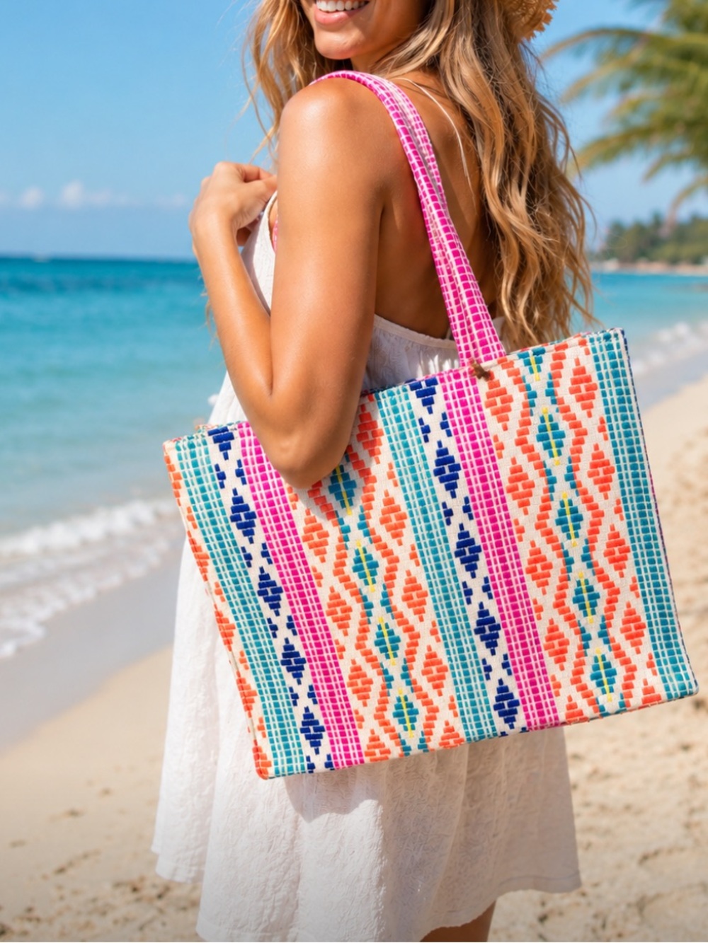 Maria Victoria Julia Wanderlust Tote Bag NEW